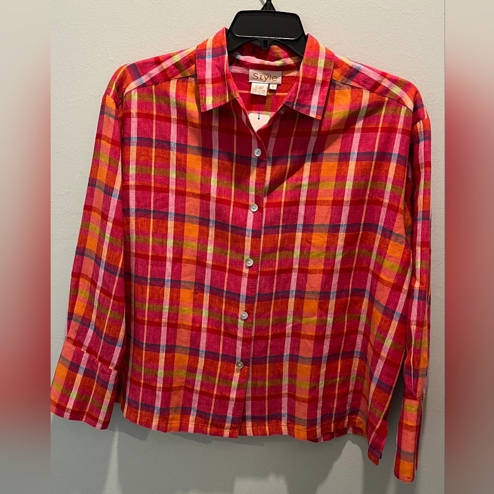 Plaid‎ Linen Blouse by California Style in Size Small.  NWOT